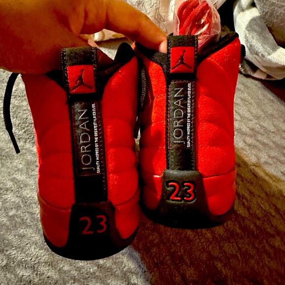 Jordan 12 reverse flu game - Picture 3 of 5